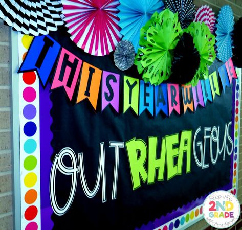 How to Make Bulletin Board Letters on PowerPoint 3d Bulletin Boards, Hallway Bulletin Boards, Office Bulletin Boards, Colorful Bulletin Boards, Elementary Bulletin Boards, Amy Lemons, Summer Bulletin Boards, Bullentin Boards, Classroom Bulletin Board