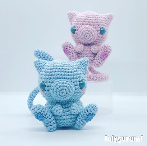 Pokemon Amigurumi Free Pattern, Pokemon Crochet Patterns Free, Crocheted Pokemon, Amigurumi Gifts, Crochet Skull Patterns, Pokemon Crochet, Pokemon Crochet Pattern, Pokemon Mew, Crochet Pokemon