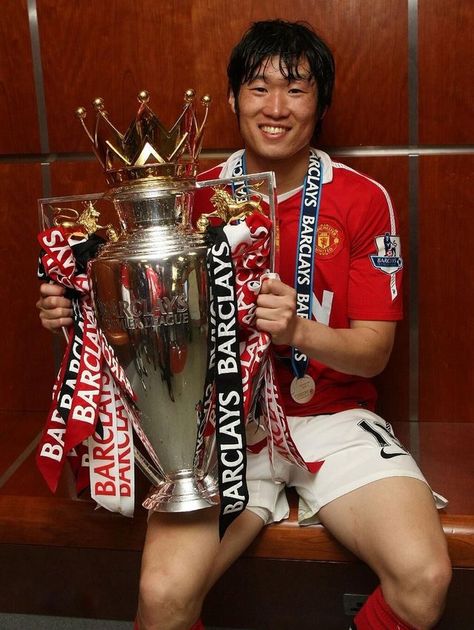 Korean Football, Arsenal Vs Manchester United, Park Ji-sung, Manchester United Champions, Bayern Munich Wallpapers, Cristiano Ronaldo Young, Football Moments, Sharon Jones, Bayer Munich