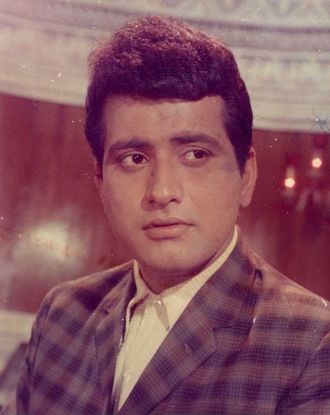 Waheeda Rehman, Old Bollywood Movies, Bollywood Retro, Old Film Stars, Manoj Kumar, Damien Chazelle, Star Birthday, Film World, Film Icon