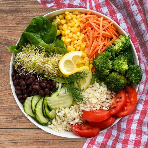 Caulifornia Car-Bowl-Hydrate Buddha Bowls, Healthy Herbs, Plant Based Lifestyle, Plant Based Diet, A Well, Nutrition Recipes, Low Fat, Plant Based Recipes, Vegan Gluten Free