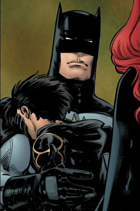 Random Core, Batman Suit, Wayne Family, Comics Characters, Cassandra Cain, Batman Comic Art, Batman Universe, Dc Comics Artwork, Dc Comics Characters