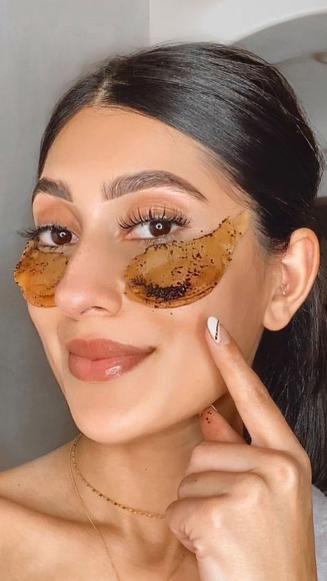 madinashrienzada on Instagram: 😱DIY UNDER EYE 👁 PATCHES! YES! All you need is some coffee ☕️ & Water! 🤎Caffeine is your best friend if you wake up with darkness or… Diy Under Eye Patches, Best Eye Drops, Brand Pictures, Types Of Knitting Stitches, Ways To Boost Metabolism, Under Eye Patches, Proper Hygiene, Easy Detox, Diy Facial