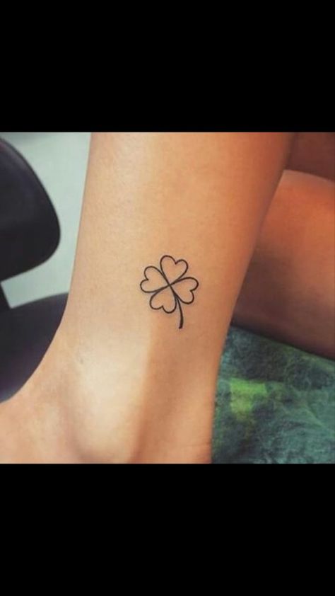 Four Clover Leaf Tattoo, Quadrifoglio Tattoo, Minimal Tatoo, Leaf Clover Tattoo, Beachy Tattoos, Hamsa Hand Tattoo, Four Leaf Clover Tattoo, Lucky Tattoo, Clover Tattoo