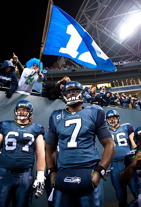 Tarvaris Jackson and teammates.  http://blog.seahawks.com/tag/photos/ Nfl Wallpaper, Seahawks Super Bowl, Football Fever, Seattle Seahawks Football, Seahawks Football, Alabama State, Russell Wilson, 12th Man, Prime Time