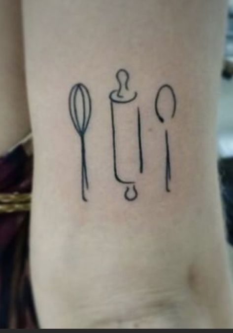 Minimalist Baking Tattoo, Female Chef Tattoo, Baking Tattoo Ideas, Cooking Tattoos, Pastry Tattoo, Spoon Tattoo, Inspirational Wrist Tattoos, Baking Tattoo, Cooking Tattoo