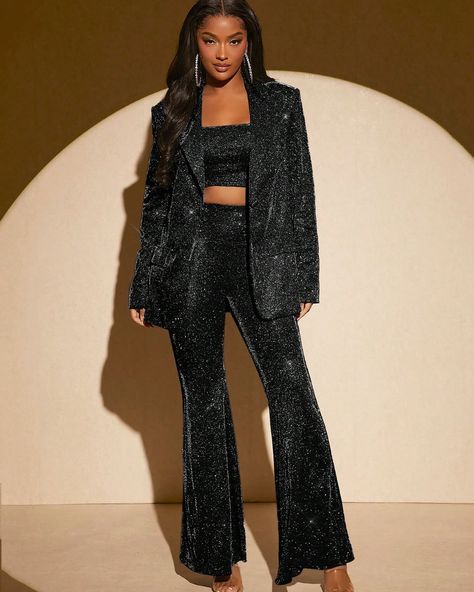 https://dengss.clothing/dengss-peak-collar-glitter-blazer/?feed_id=2341797&_unique_id=663df18e94fec&utm_source=Instagram&utm_medium=28dengss&utm_campaign=FS%20Posteronline%20clothing#DENGSS #fashion #style #love #instagood #like #beautiful #follow #clothing #model #beauty #happy #cute #shoes #shop #DENGSSFASHION #DENGSSSHOES #DENGSSKIDS Non-Stretch Loose No 77% Polyester, 23% Metallized Fibres Regular in cm :SizeAUBicep Length Bust Cuff Hip Size Length Shoulder Sleeve Length Waist Size ... Glitter Blazer, Clothing Model, Model Beauty, Shoes Shop, Cute Fits, Cute Shoes, Waist Size, Shoulder Sleeve, Stylish Outfits