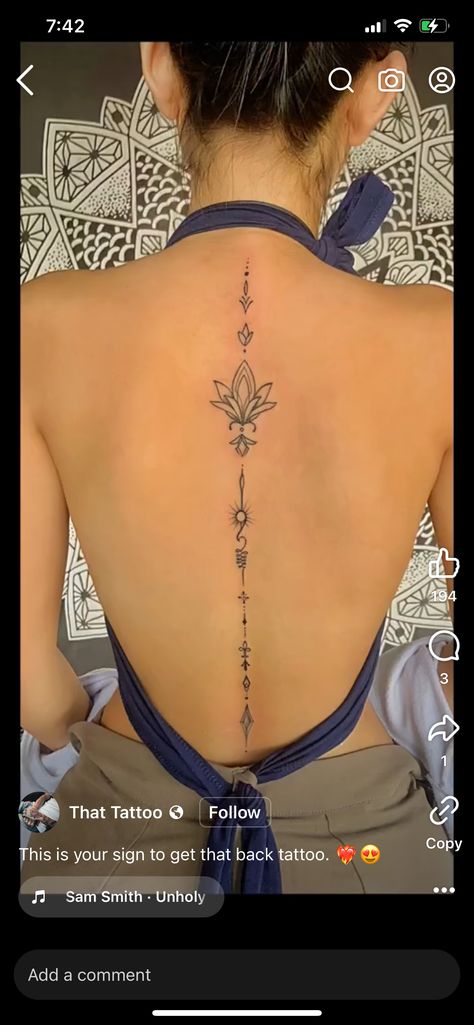 Feminine Back Tattoos, Strong Tattoos, Small Chest Tattoos, Best Tattoos For Women, Spine Tattoos For Women, Pretty Tattoos For Women, Cute Tattoos For Women, Back Tattoo Women, Discreet Tattoos