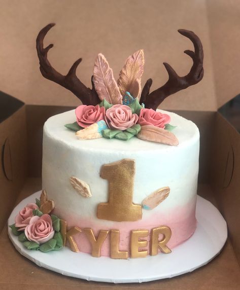 One Deer Ful Birthday Cake, One Deer Ful Birthday Girl, Deer Smash Cake, 1 Year Birthday Party Ideas, Boho 1st Birthday, Baby First Birthday Themes, Teen Cakes, Boho Cake, Woodland Cake