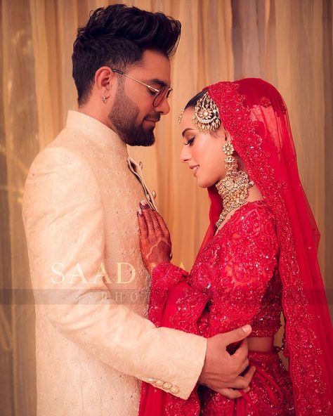 IqYasirDaViyah, Iqra Aziz and Yasir Hussain wedding Iqra Aziz Wedding, Yasir Hussain, Mona Hatoum, Couple Crafts, Red Space, Business Woman Quotes, Iqra Aziz, Couple Cooking, Couple Relationship