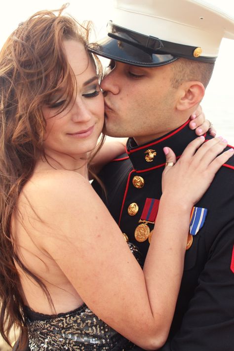 Pre-Ball Photo-shoot - Sunset Cliffs, San Diego Military Ball Pictures Marines, Marine Ball Pictures, Marine Photoshoot, Military Couple Photography, Ball Photoshoot, Ball Pictures, Military Boyfriend, Marine Pictures, Military Engagement Photos