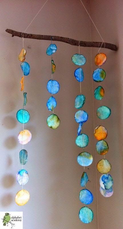 Puppy Love Preschool: Reggio-Inspired Collaborative Art: Hanging Watercolor Branch Mobile Nature Crafts Preschool, Branch Mobile, Reggio Emilia Classroom, Open Ended Art, Reggio Inspired Classrooms, Reggio Classroom, Montessori Art, Cotton Rounds, Reggio Inspired