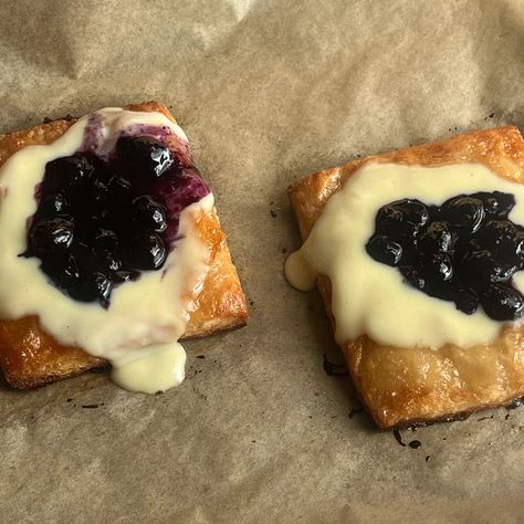 Cheese Danish Aesthetic, Aesthetic Blueberries, Pastries Aesthetic, Danish Breakfast, Blueberry Danish, Danish Aesthetic, Foodie Aesthetic, Danish Butter Cookies, Cheese Danish