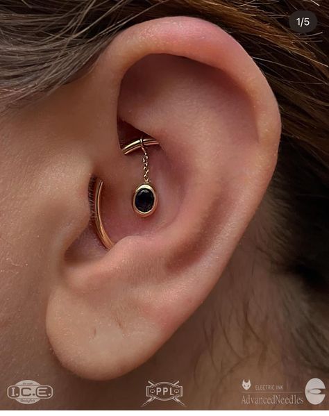 Orbital Conch, Inner Conch Piercing, Orbital Piercing, Piercing Chart, Cool Ear Piercings, Stacked Earrings, Daith Piercing, Body Jewelry Piercing, Conch Piercing