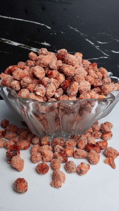 Candied Peanuts Recipe, African Snacks, Milk Candy, Peanut Recipes, Sweet Recipe, Cute Baking, Supper Club, African Food, Food Culture