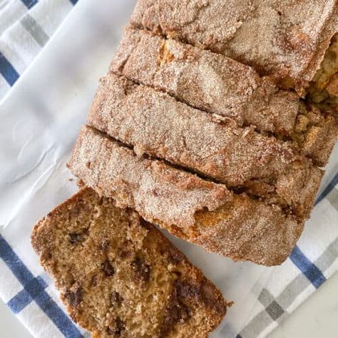 Churro Chocolate Chip Banana Bread - Picky Palate Heath Bar Recipes, Chocolate Chip Banana Bread Recipe, Picky Palate, Toffee Chips, Banana Bread Recipe Moist, How To Store Bread, Moist Banana Bread, Chocolate Chip Banana, Make Banana Bread