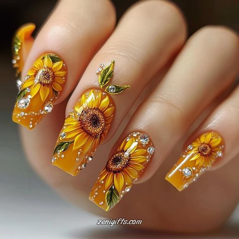 White Sunflower Nails, White Sunflower, Sunflower Nails, White Sunflowers, Great Nails, Sunflower, Nail Designs, Nail Art, Black And White