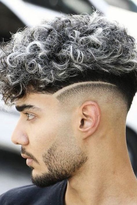 #menshair #barber #barbershop #barberlife #haircut #barbershopconnect #fade #hair #mensfashion #hairstyle #barbers #barbering  #hairstyles #style #barbersinctv #menstyle #barberworld #andis #skinfade #fashion #menshaircut #sharpfade #mensgrooming #haircutsformen Popular Mens Haircuts, Mohawk Hairstyles Men, Curly Hair Fade, Edgars Haircut, Men Haircut Curly Hair, Led Aquarium, Long Hair On Top, Men Hair Color, Faded Hair