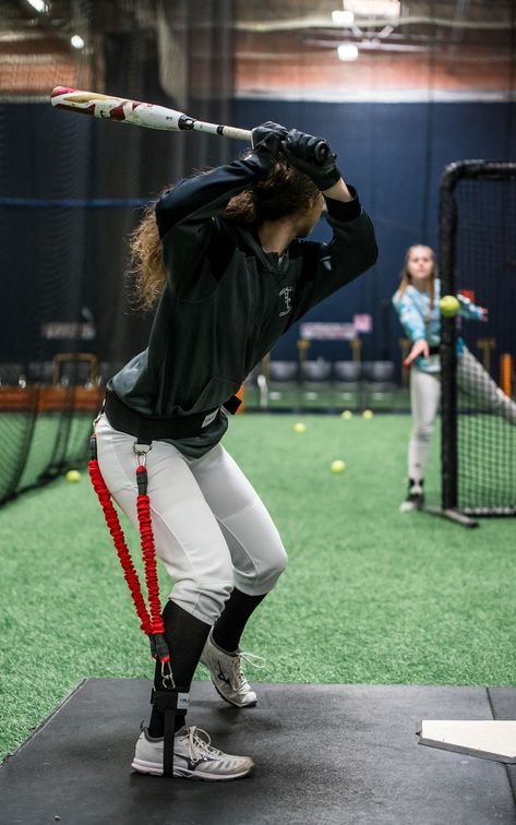 Softball Practice, Softball Workouts, Softball Drills, Softball Outfits, Baseball Crafts, Softball Training, Softball Catcher, Volleyball Drills, Henry Danger