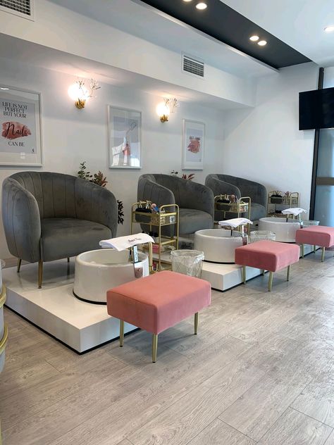 Nail Salon Chairs, Spa Space, Nail Parlour, Nail Salon Equipment, Pedicure Bowls, Pedicure Station, Lash Bar, Nail Salon Interior Design, Nail Salon Interior