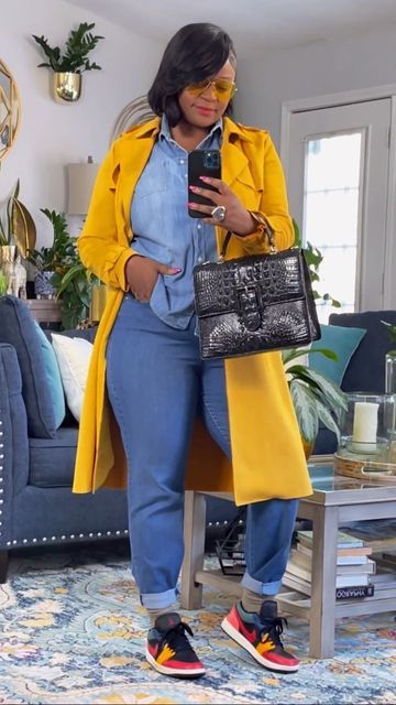 Tiffany B. on Instagram: "You can style denim on demin with any sneaker 🤷🏾‍♀️ who agrees? #streetstyle #sneakerstyle #inmyjs ##sneakherstyle #snkrs #denimondenim #canadiantuxedo #inmyjs #sneakherstyle #sneakerstyle" Black Women Fashion With Sneakers, Cute Jean And Sneaker Outfits, Button Down And Sneakers Outfit, Sneaker Dressy Outfits Women, Preppy Fall Outfits Black Women, Casual Chic Outfit With Sneakers, Casual Outfits With Sneakers Black Women, Jeans And Sneakers Outfit Black Women, Work Wear With Sneakers