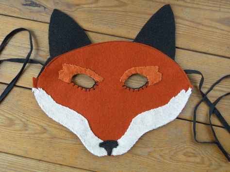 Hey, I found this really awesome Etsy listing at https://www.etsy.com/listing/239256536/fox-felt-animal-mask-realistic-woodland Fox Costume Diy, Fox Mask Diy, Felt Animal Masks, Fox Costume, Deer Costume, Felt Fox, Felt Mask, Fox Mask, Fantastic Mr Fox