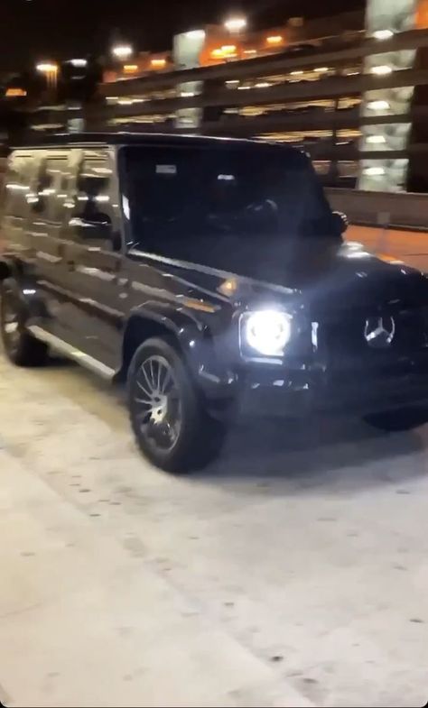 pins’ dapinqueenKi👸🏽 #mercedes #gwagon [Video] | Luxury cars, Dream cars mercedes, Mercedes jeep Mercedes Amg G 63, Gwagon Mercedes, Mercedes 4x4, Mercedes G63 Amg, Mercedes Jeep, Auto Jeep, Amg G63, G 63, Mercedes G63