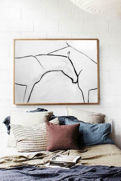 Close Hemma Diy, Bedroom Tips, Comfortable Bedroom, Horse Painting, Horse Art, Paper Print, Line Art Drawings, Painting Inspiration, Diy Art