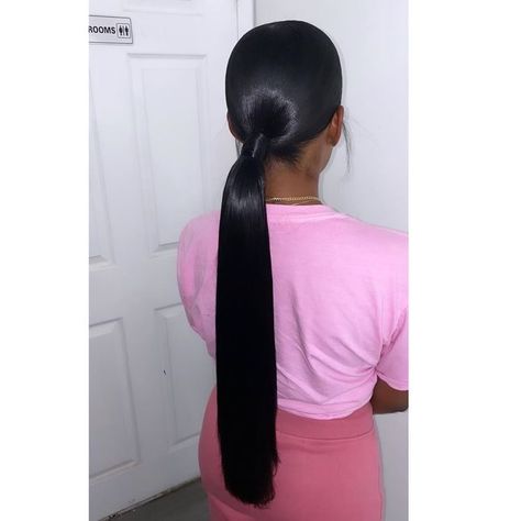 Side Part Low Ponytail, Invisible Ponytail, Low Ponytail Hairstyles, Barbie Ponytail, Pressed Natural Hair, Silk Press Natural Hair, Bridal Party Hair, Glamour Hair, Vacation Hairstyles