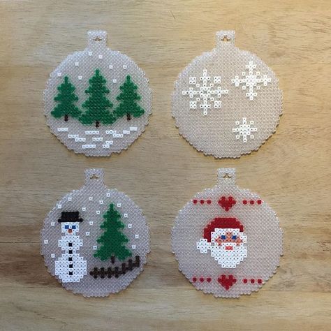 Perler Christmas, Hama Beads Christmas, Christmas Perler Beads, Hama Mini, Fuse Bead Patterns, Art Perle, Hama Beads Design, 8bit Art, Perler Bead Templates