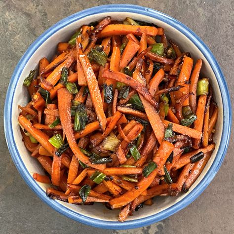 Carrot Stir Fry Recipes, Carrot Stir Fry, Stir Fry Carrots, Green Onions Recipes, Boil Carrots, Dinners Ideas, Aldi Meal Plan, Chinese Stir Fry, Asian Stir Fry