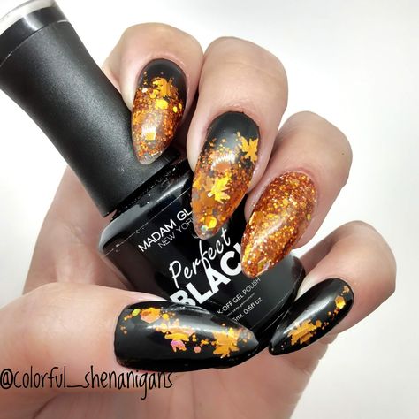 Autumn falls glitter leaf nail art Glitter Leaves Nails, Leaf Glitter Nails, Leaves Nails, Leaf Nail Art, Glitter Leaves, Hand Painting Art, Autumn Fall, Nail Tech, Glitter Nails