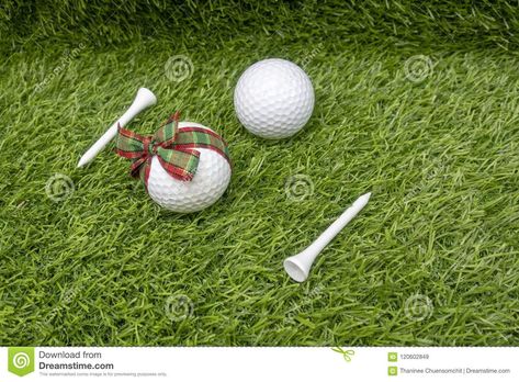 Merry Christmas to golfer Golf Photography, Christmas Images, Green Grass, Golf Ball, Christmas Holidays, Merry Christmas, Stock Images, Golf, Christmas