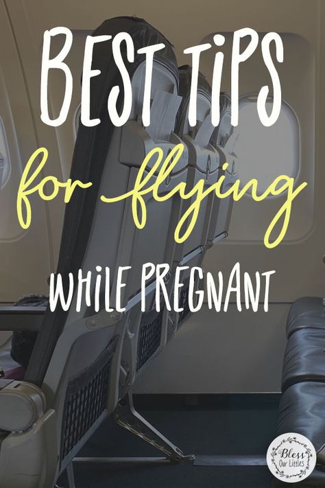 Maternity Airplane Outfit, Pregnancy Travel Essentials, Maternity Travel Outfit Airport Style, Pregnant Travel Outfit, Pregnancy Airport Outfit, Travel Pregnancy Announcement, Pregnancy Travel Outfit, Maternity Travel Outfit, Pregnant Airport Outfit