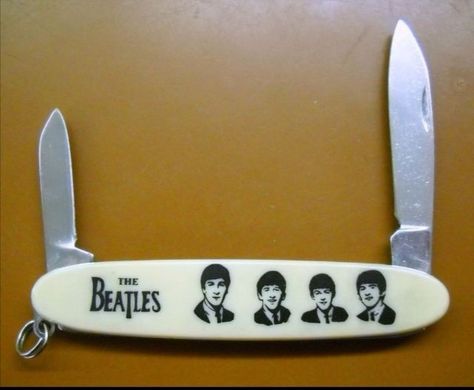 Beatles Merch, Beatles Dolls, Beatles Merchandise, 1950s Rock And Roll, Weird Photos, Beatles Memorabilia, Beatles Poster, Lennon And Mccartney, Beatles Art