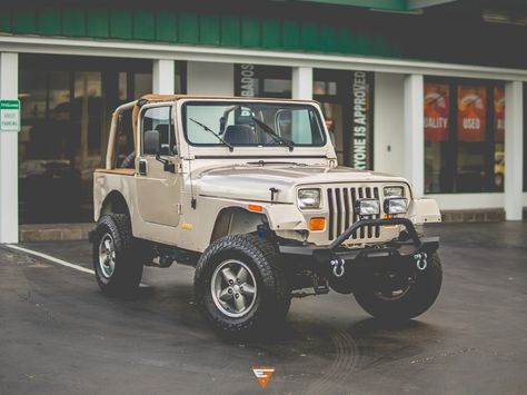 1995 Jeep Wrangler Rio Grande 90s Jeep Wrangler, 90s Jeep, Old Jeep Wrangler, Jeep Wrangler 1995, 1995 Jeep Wrangler, Classic Bronco, Classic Jeeps, Jeep Yj, Dream Vehicles