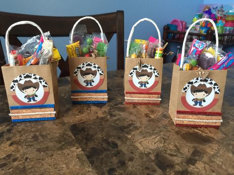 Cowboy Candy, Ideas Cumpleaños, Birthday Designs, Rodeo Birthday, Baby Boy First Birthday, Cowboy Theme, Cowboy Birthday, Birthday Candy, Boy First Birthday