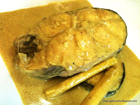 Catfish Curry Coconut Milk Catfish Curry, Fish Recipe Filipino, Pilipino Recipe, Curry Coconut Milk, Catfish Recipe, Curry Coconut, Pinoy Foods, Catfish Recipes, Filipino Recipe