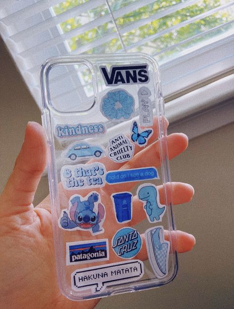 aesthetic, diy, clear phone case, vsco, blue aesthetic// stickers on my pinterest! i printed them out on regular printer paper, stuck them on with double sided tape. dm me if you need help! Clear Iphone Case Ideas Diy, Phone Case Blue Aesthetic, Ideas For Phone Cases Diy, Phone Case Paper Ideas, Sticker On Phone Case, Clear Phone Case Inspo Stickers, Phone Case For Blue Phone, Blue Phone Case Ideas, Clear Phone Case With Stickers