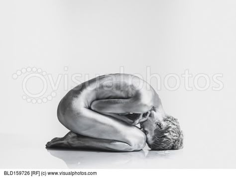 Fetal Position Drawing Reference, Fetal Position, Body Art Photography, Figure Sketching, Foto Poses, Arte Inspo, Ap Art, Art Inspiration Painting, Anatomy Art