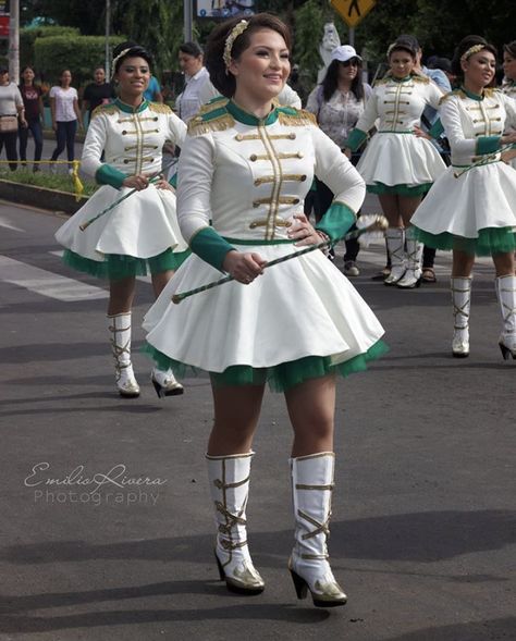 Color Guard Costumes, Majorette Outfits, Majorette Costumes, Majorette Uniforms, Drum Majorette, Dance Uniforms, Chef Clothes, Girls Dress Outfits, Cheer Outfits