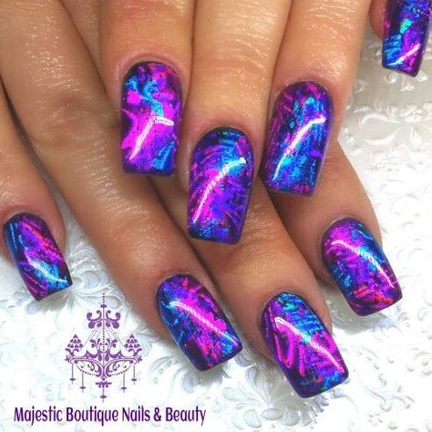 Popular Nail Ideas, Space Nail Art, Naked Nails, Nails For Sale, Purple Nail Art Designs, Negative Space Nail Art, Unghie Sfumate, Purple Nail Art, Butterfly Nails