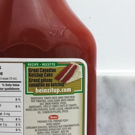 Ketchup Cake Recipe, Ketchup Cake, Ketchup Bottles, Liquid Sugar, Heinz Ketchup, Just Bake, Red Food Coloring, Tomato Ketchup, Ripe Tomatoes