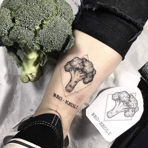 Broccoli Tattoo, Dotwork Tattoo, B Tattoo, Tattoo Flash Art, Flash Art, Black Tattoos, Ink Tattoo, Blackwork, Triangle Tattoo