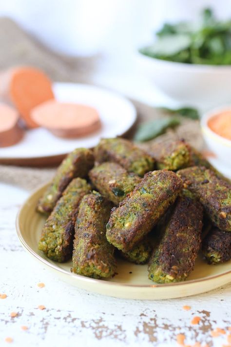 Sweet Potato Lentil Baby Fritters | Baby Led Weaning Vegan High Iron Recipe Baby Fritters, Fingerfood Baby, Lentil Fritters, Baby Led Weaning First Foods, Sweet Potato Fritters, Potato Fritters, Sweet Potato Spinach, Foods High In Iron, Vegan Baby