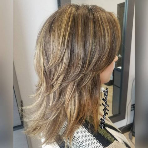 Layered Modern Shag hairstyle Medium Shag Hairstyles, Medium Shag, Modern Shag Haircut, Modern Shag, Medium Shag Haircuts, Long Shag Haircut, Medium Layered Hair, Shag Haircuts, Modern Haircuts