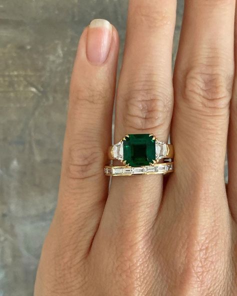 Emerald Engagement Rings, Green Engagement Rings, Emerald Engagement Ring Green, Emerald Ring Vintage, Emerald Wedding Rings, Engagement Ring Inspiration, The Zoe Report, Edwardian Jewelry, Colored Engagement Rings