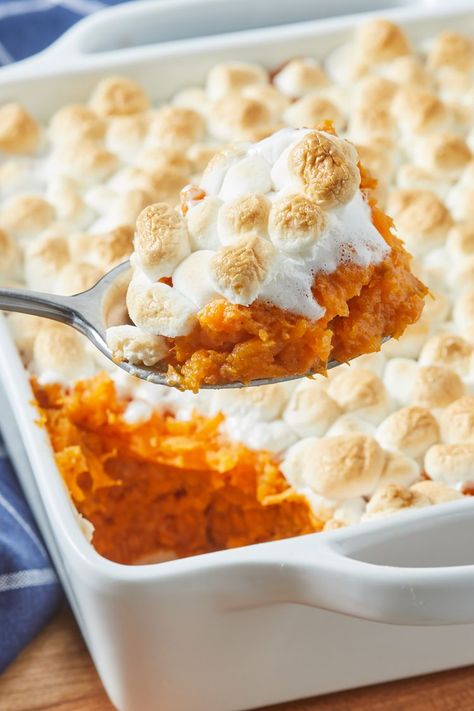 Mashed Sweet Potatoes with Marshmallows Sweet Potatoes Recipes, Easy Delicious Casseroles, Sweet Potatoes With Marshmallows, Thanksgiving Casserole, Candy Yams, Favorite Casseroles, Potatoes Recipes, Sweet Potato Recipes Casserole, Gluten Free Thanksgiving