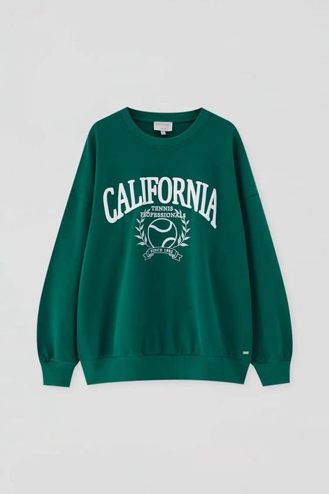 f4a4da9aa7eadfd23c7bdb7cf57b3112desc52668846ri Varsity Sweatshirt, Green Sweatshirt, Oversize Women, Round Neck Sweatshirts, Performance Wear, Really Cute Outfits, Casual Coat, Apparel Design, Casual Fits