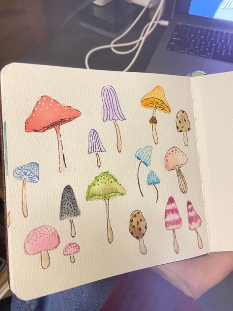 Pen On Watercolor, Mushroom Marker Drawing, Painting Ideas Mushrooms, Mushroom Watercolor Paintings, Watercolor Mushroom Painting, Watercolor Doodles Easy, Watercolor Pen Art, Mushrooms Watercolor, Watercolor Whimsy